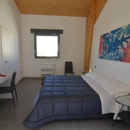 Masseria La Meridiana 3* אלטאמורה